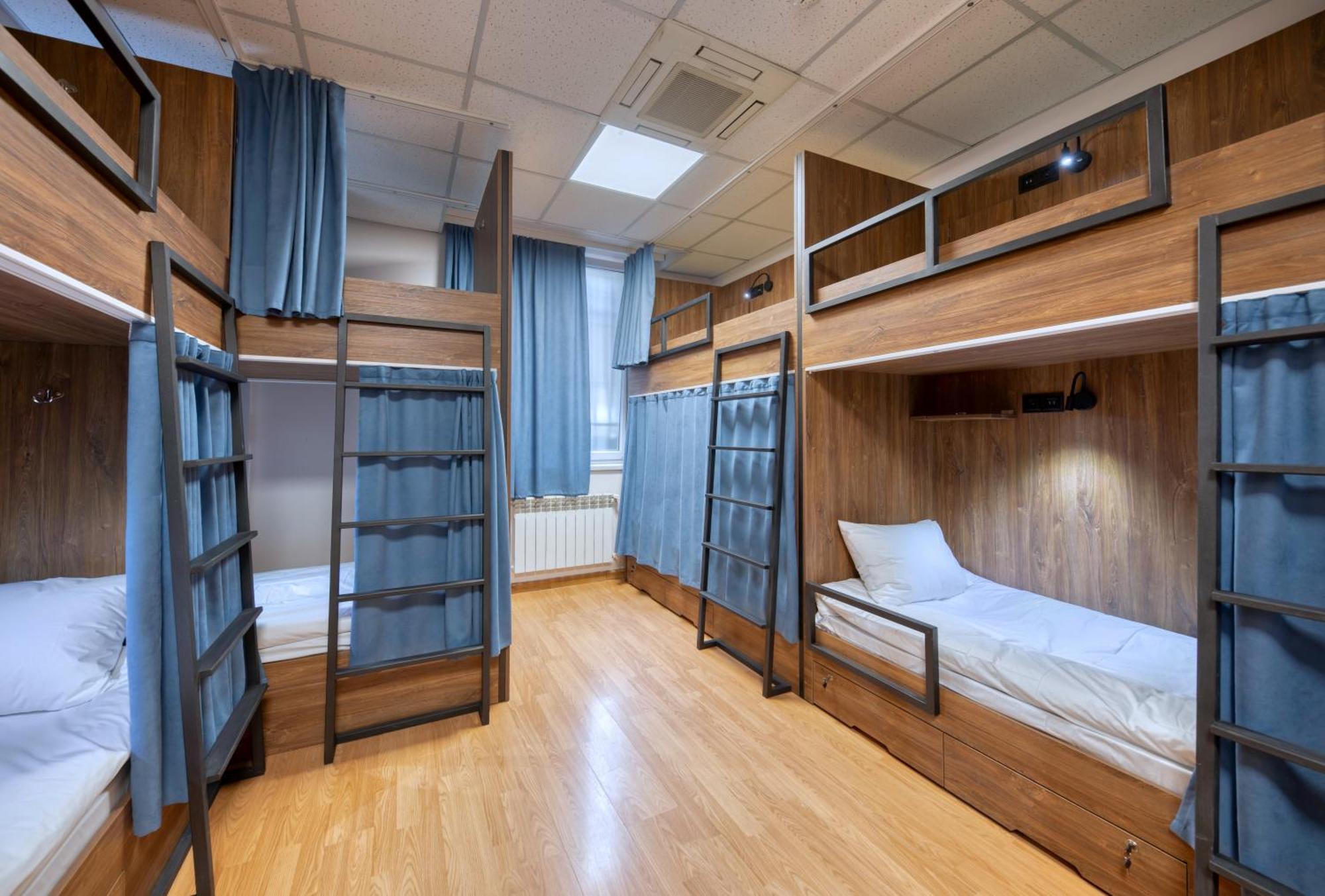 יירבאן Tropica Inn Hostel מראה חיצוני תמונה